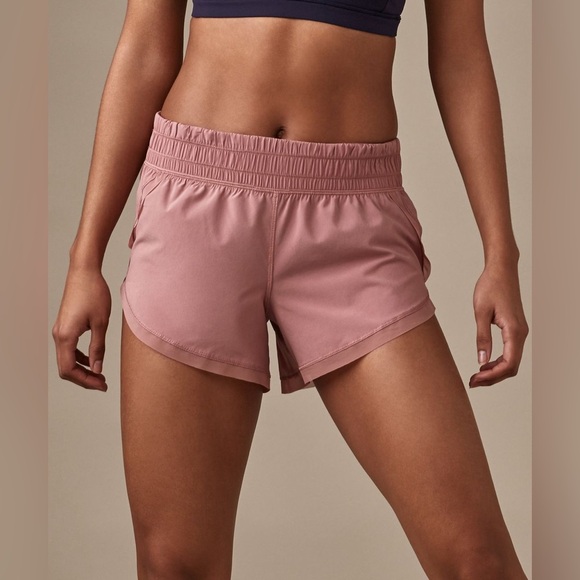 Lululemon Anew Short (4" )
Quicksand size 8 - Picture 2 of 10